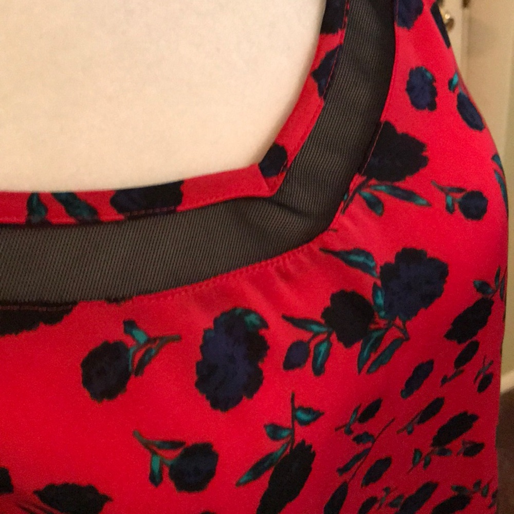 Tank top - Picture 2 of 3